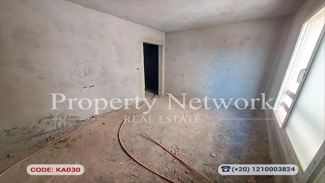 Luxury Apartment with Private Balcony and Garden