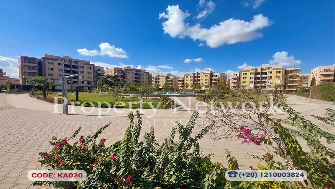 Luxury Apartment with Private Balcony and Garden