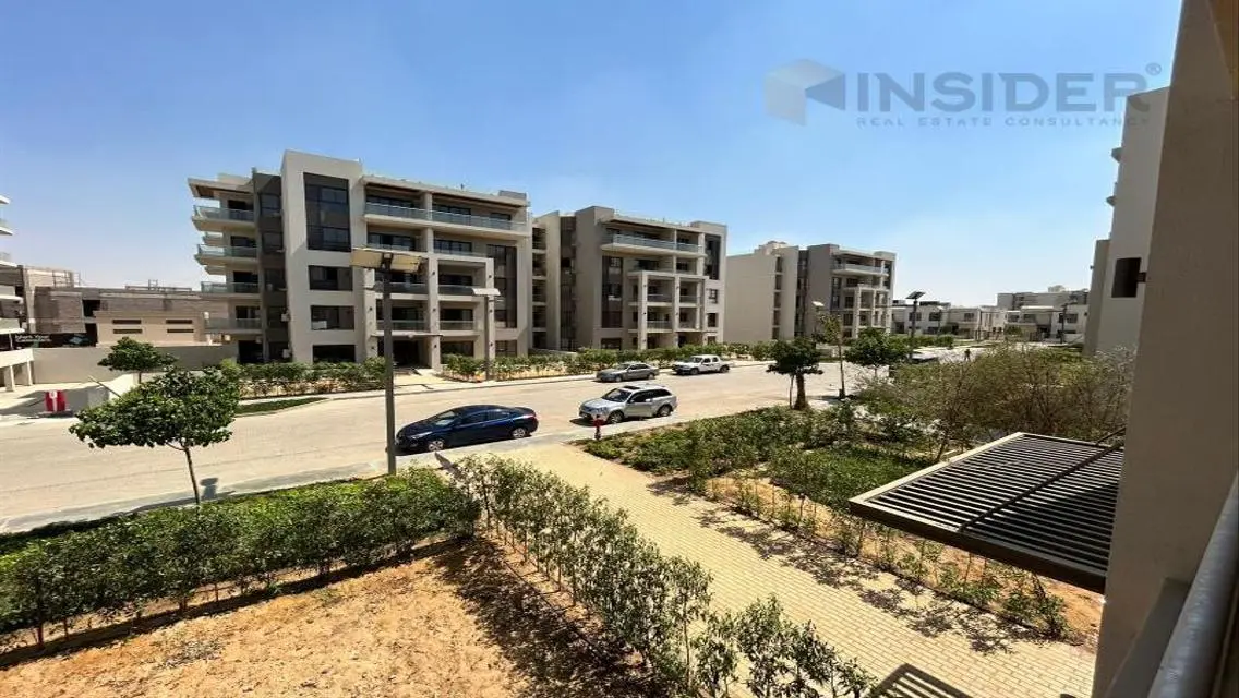 Luxury Apartment for Sale with Spacious Layout in Prime Location