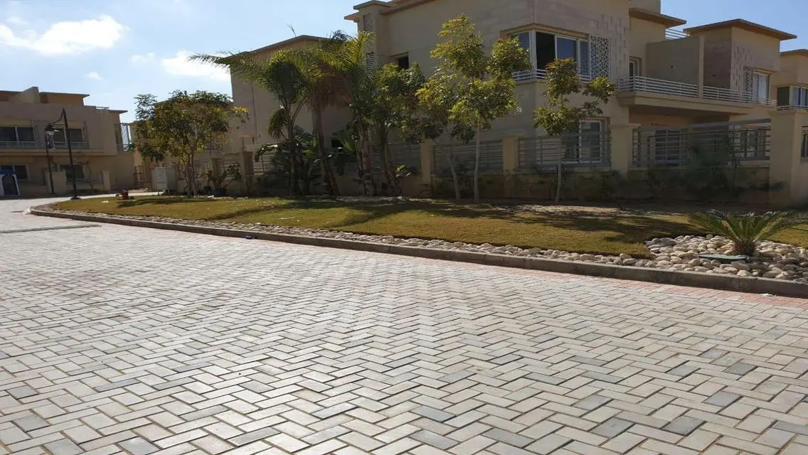 Luxurious Villa for Sale with Spacious Area in Jeddah