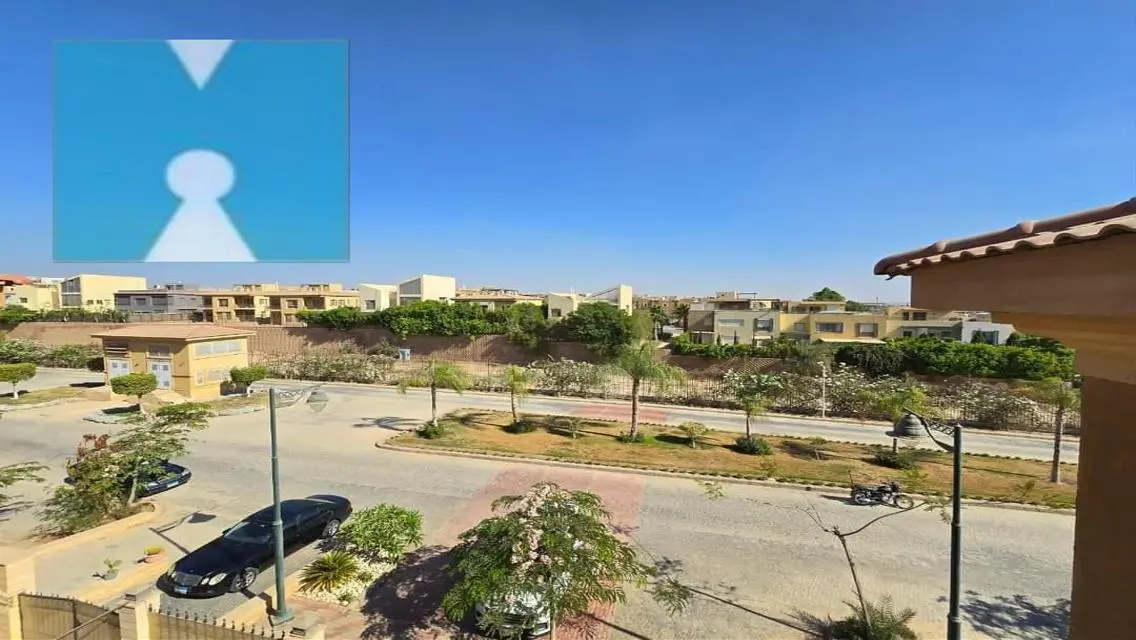 Luxury 4-Bedroom Apartment with Private Garden in the City Center