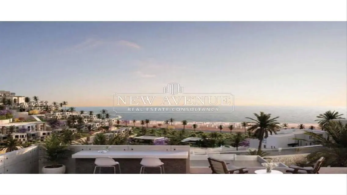 Luxury Apartment with Spacious Balcony and Private Garden