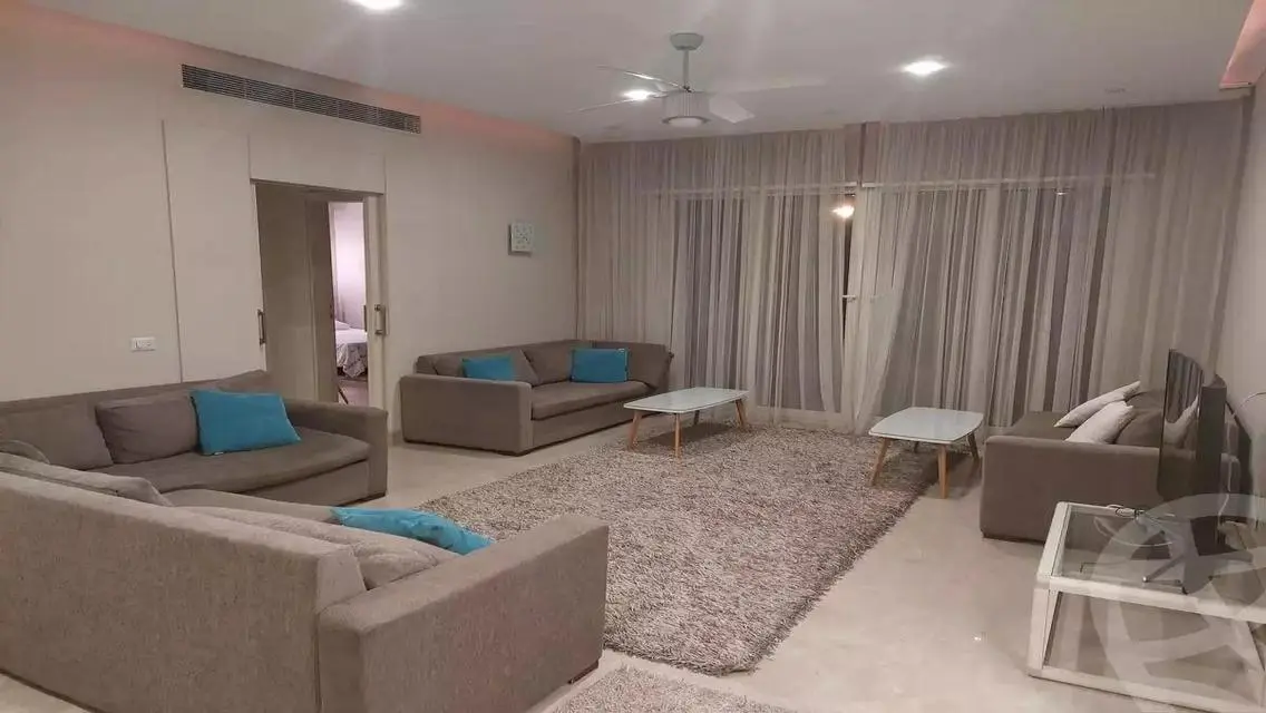 شقة رائعة في القاهرة بسعر مغري