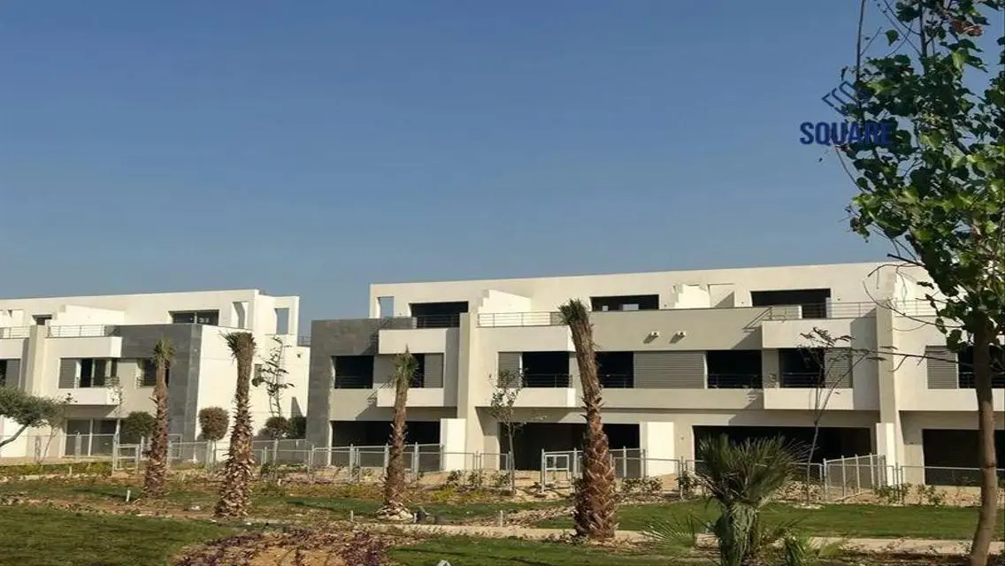 Luxury Villa for Sale at 34 The Crown