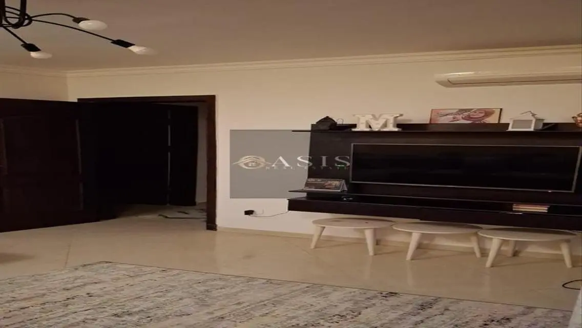 شقة فاخرة للبيع في أوزيس على بحيرات