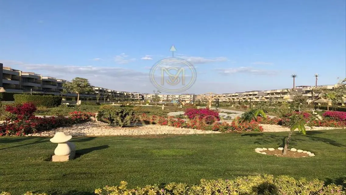Stunning Apartment for Sale - Scenic Lake View