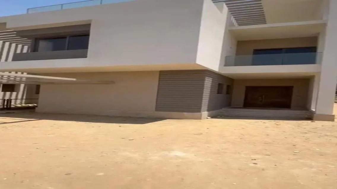 Luxurious Villa for Sale with 350 sqm