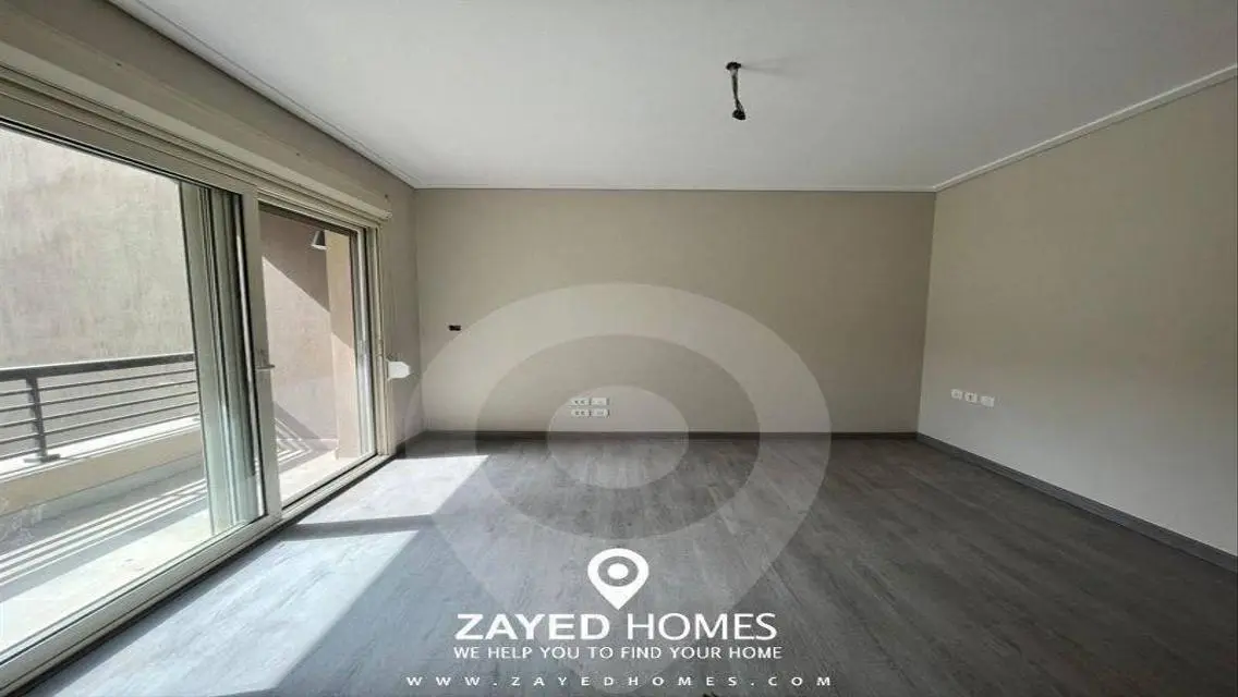 Luxurious Apartment with Private Garden and Pool