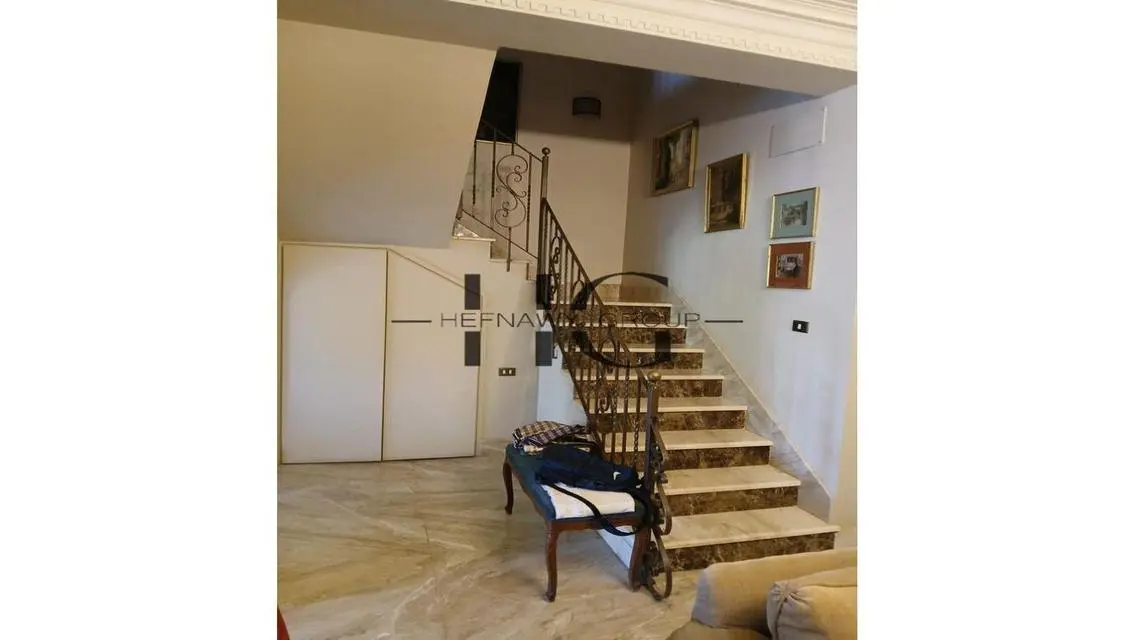 فيلا مميزة بموقع استراتيجي