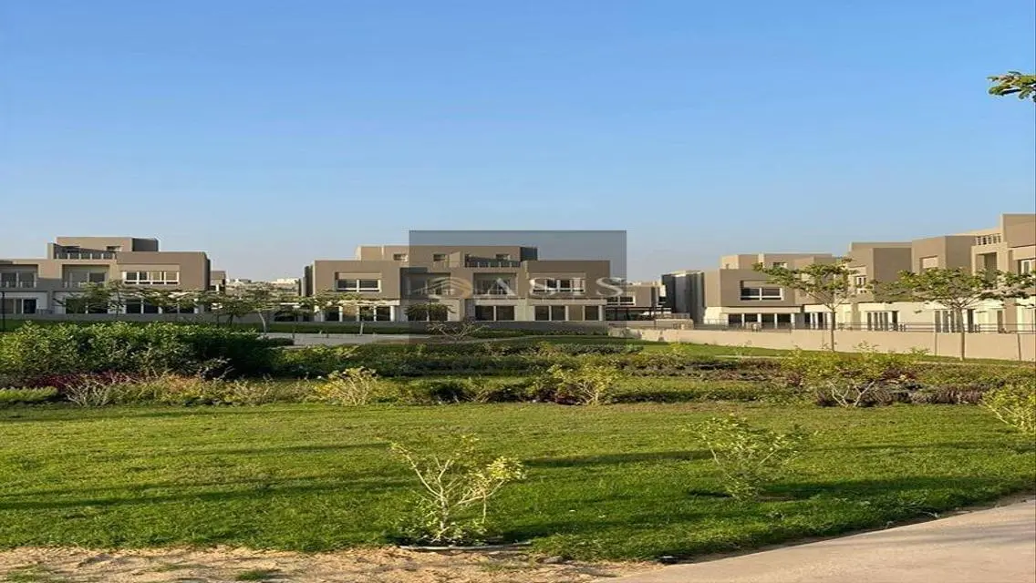 Stunning Villa in Oasis with Premium Amenities