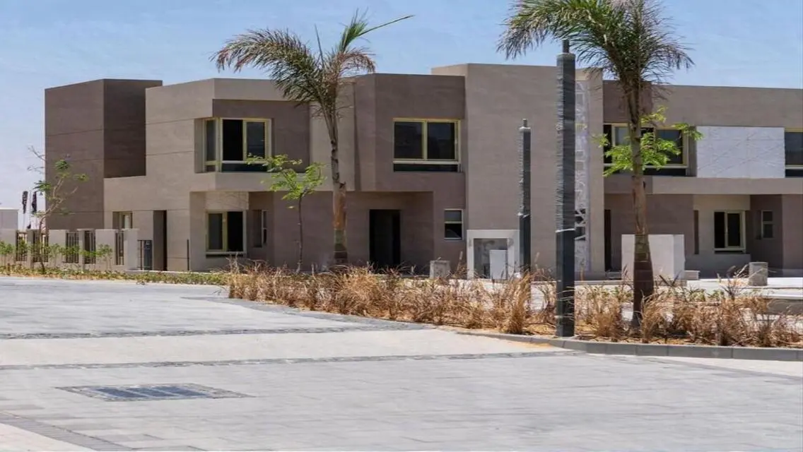Luxurious Apartment with Private Garden and Maid Room in Prime Location