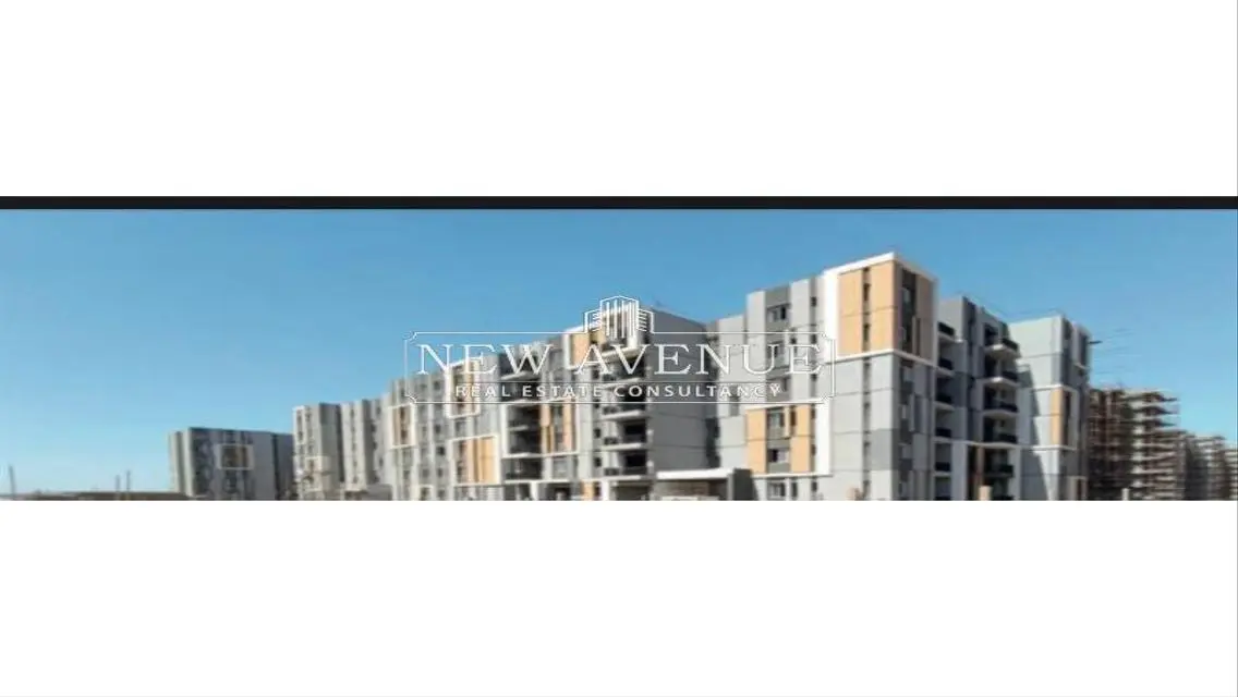 Luxurious Apartment with Private Garden and Maid Room
