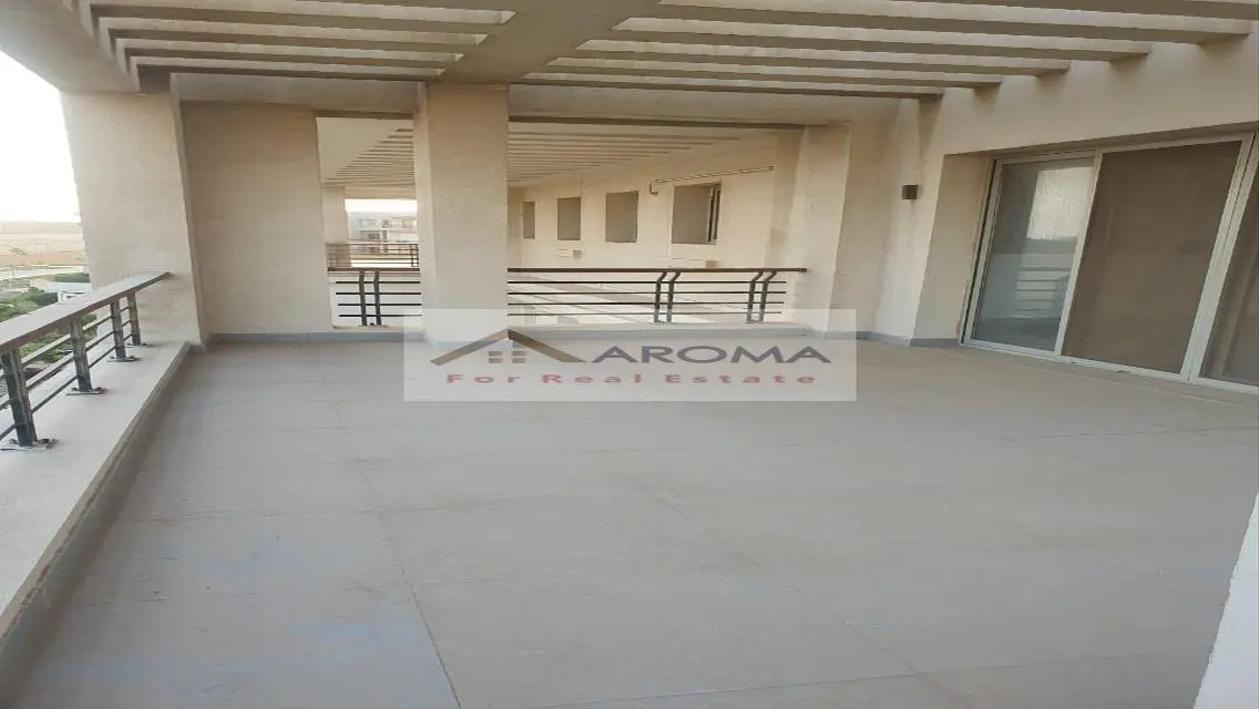 Luxurious Apartment for Sale - 190 sqm in Prime Location