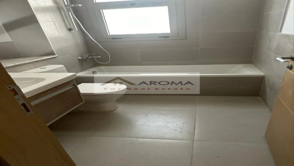 Luxury 3-Bedroom Apartment with 225 sqm Space