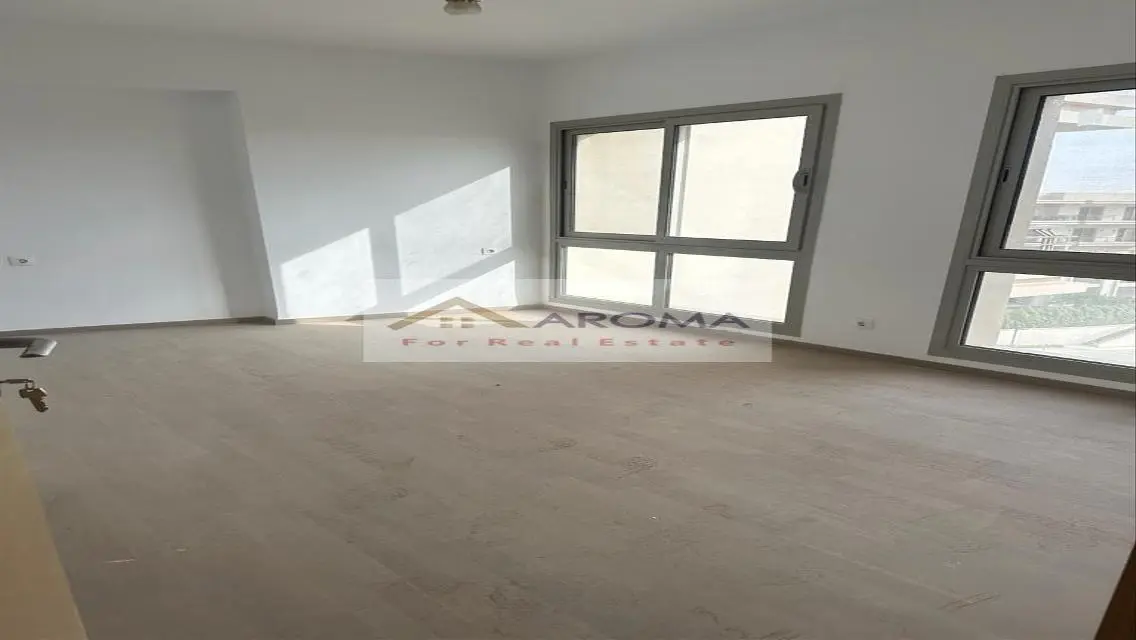 Luxury 3-Bedroom Apartment with 225 sqm Space