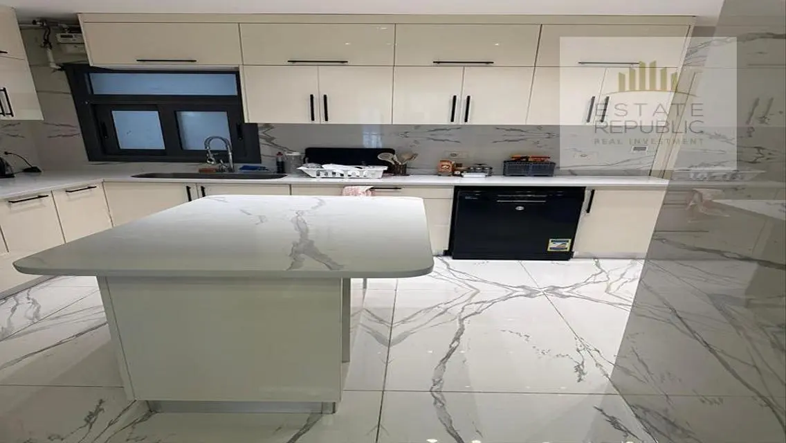 Luxurious Apartment for Sale with Complete Specifications