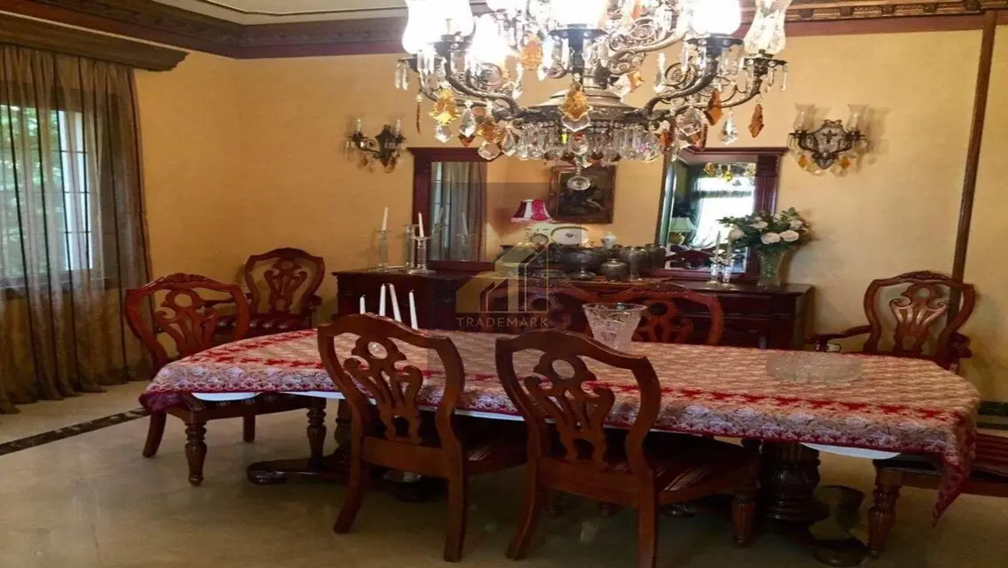 Luxurious Apartment with Spacious Living and Amenities