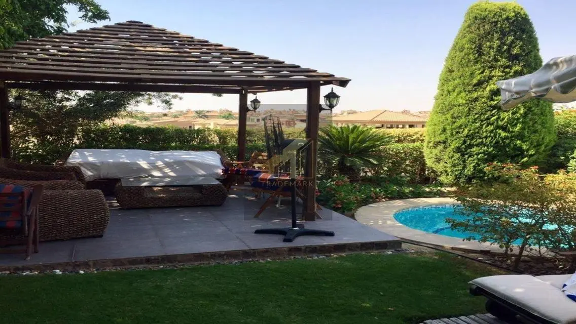 Luxurious Apartment with Spacious Living and Amenities