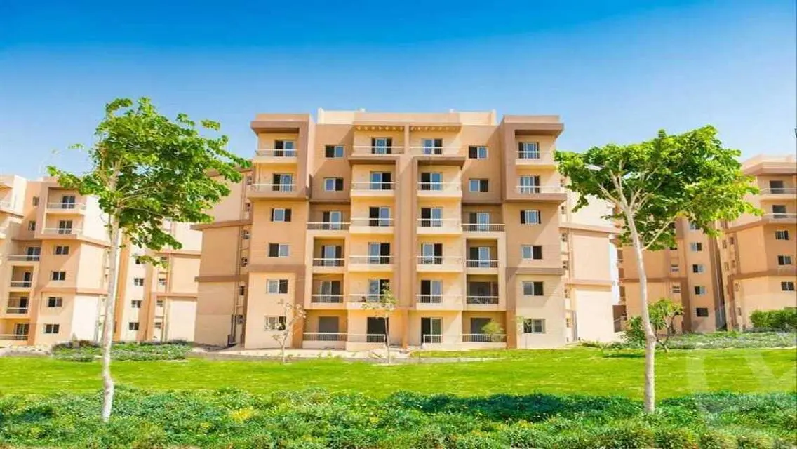 Luxurious Apartment Overlooking Lakes - 170 Square Meters
