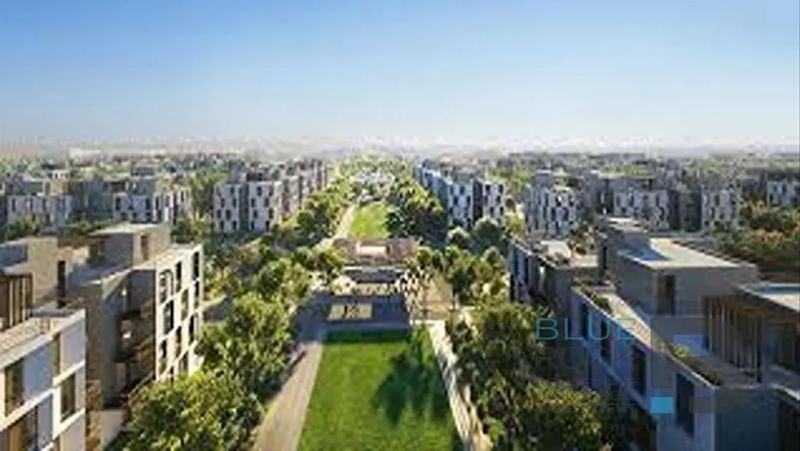 Luxury Apartment for Sale with Stunning Lake View