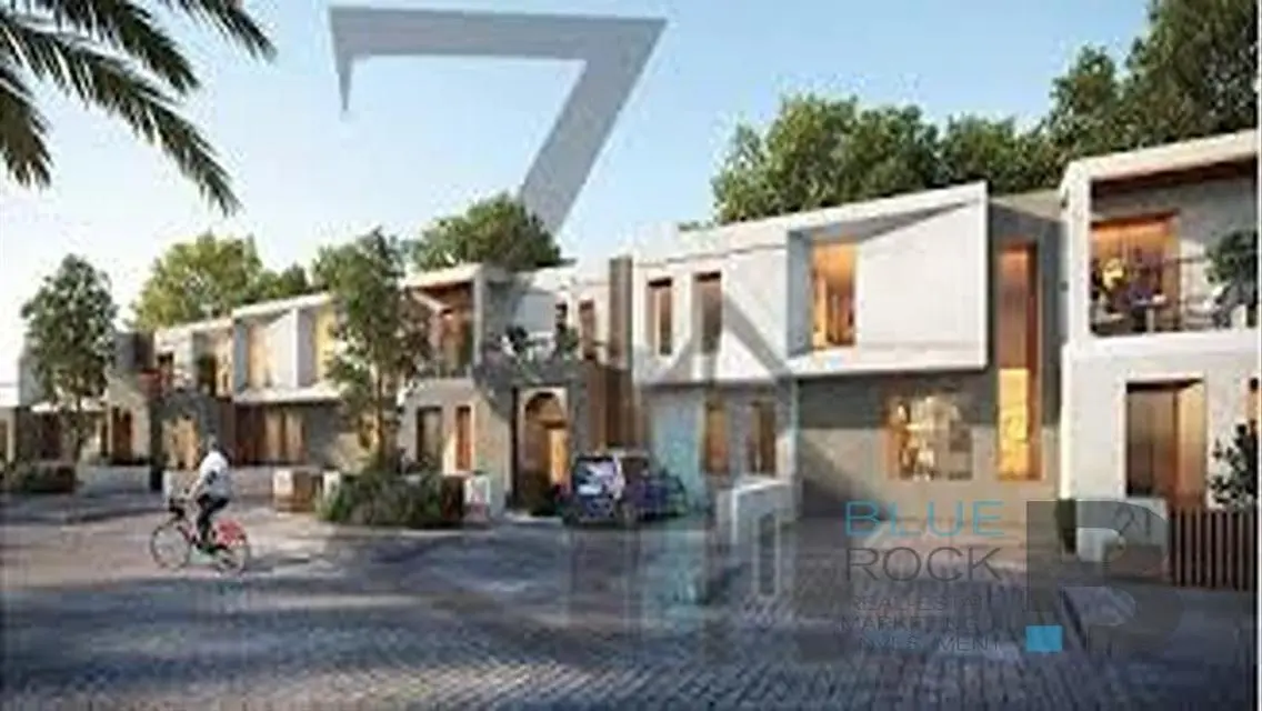 Luxury Apartment for Sale with Stunning Lake View