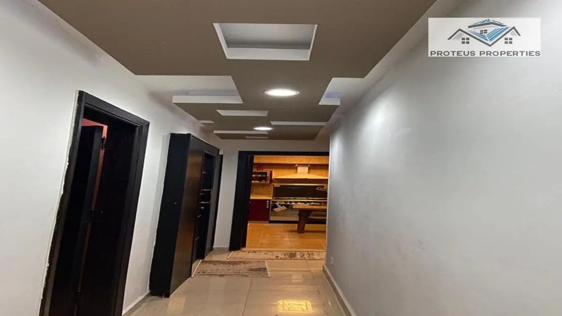 Luxury Apartment Spanning 140 Sq M in Prime Location
