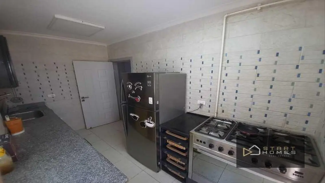شقة فاخرة للبيع في B7