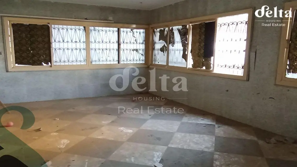 Luxurious Apartment with 70000 Square Meters of Comfort!