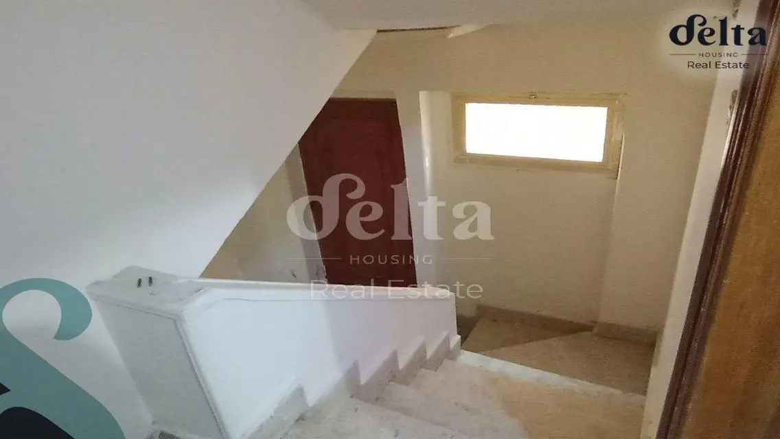 Luxurious Apartment with 70000 Square Meters of Comfort!