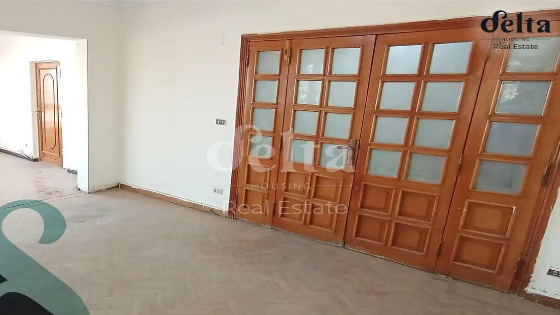 Luxurious Apartment with 70000 Square Meters of Comfort!