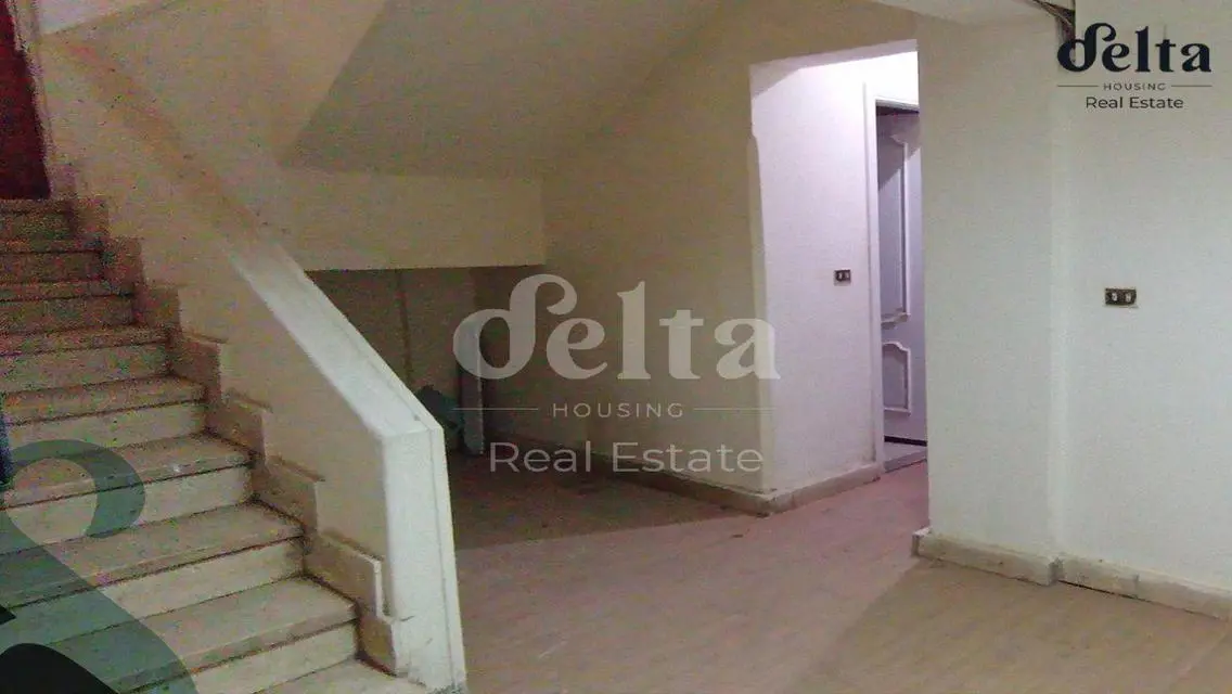 Luxurious Apartment with 70000 Square Meters of Comfort!