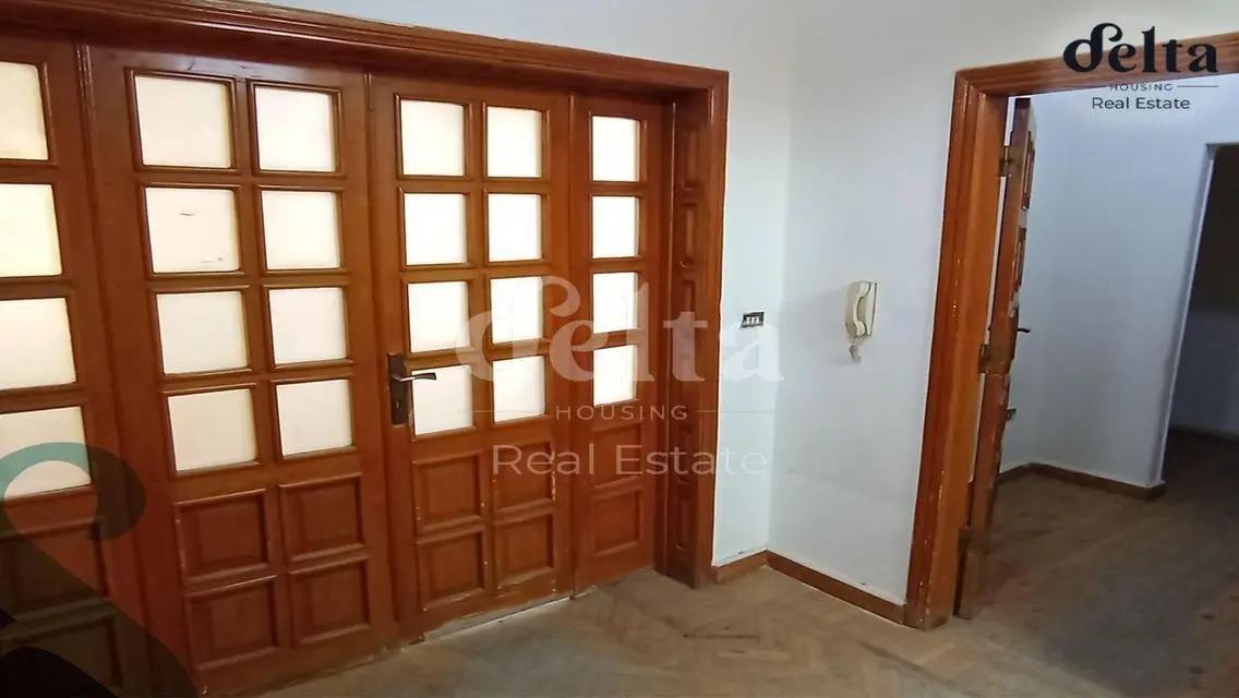 Luxurious Apartment with 70000 Square Meters of Comfort!