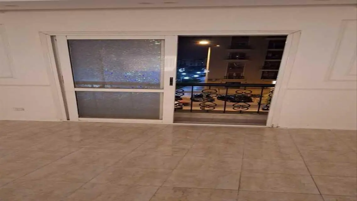 شقة فاخرة للبيع في قلب المدينة
