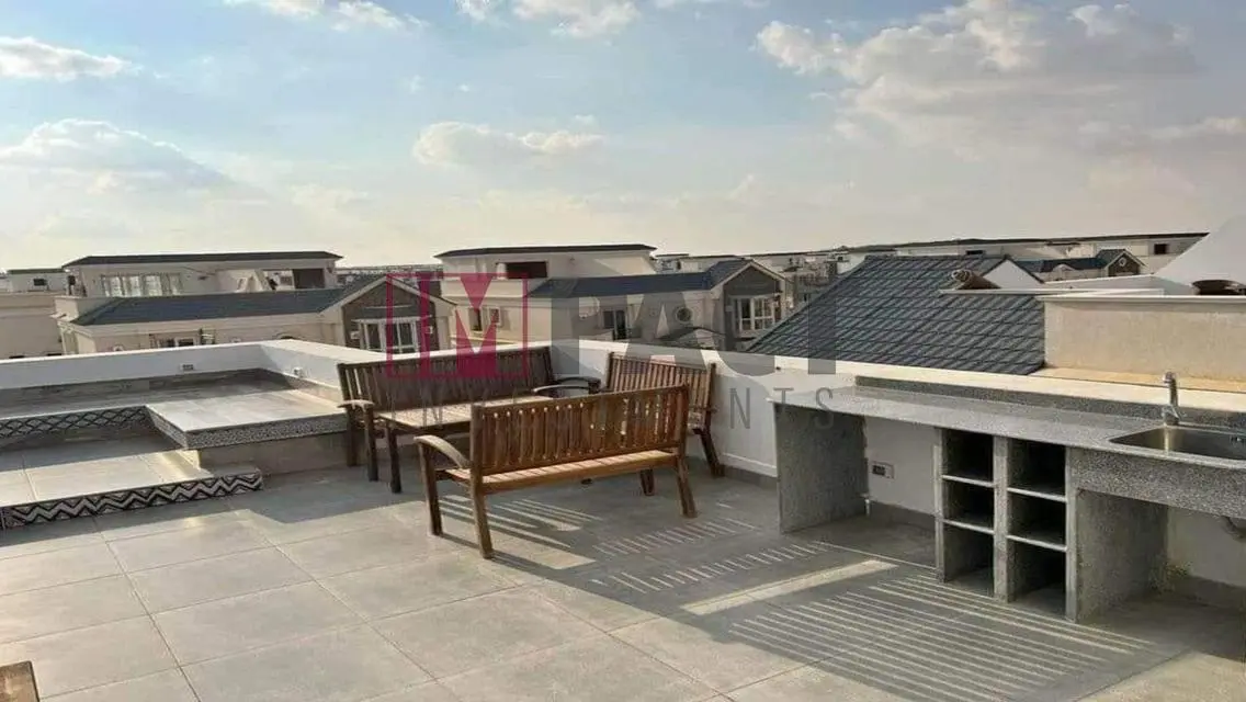 Luxury Villa with Mountain View in i-city October