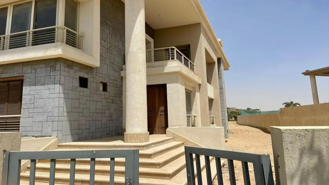 فيلا فاخرة للبيع في كايرو فيستيفال سيتي - نيو القاهرة