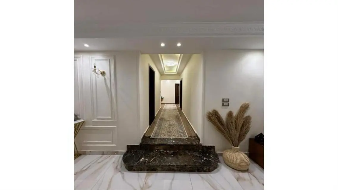 Luxury Apartment with Study Room and Balcony