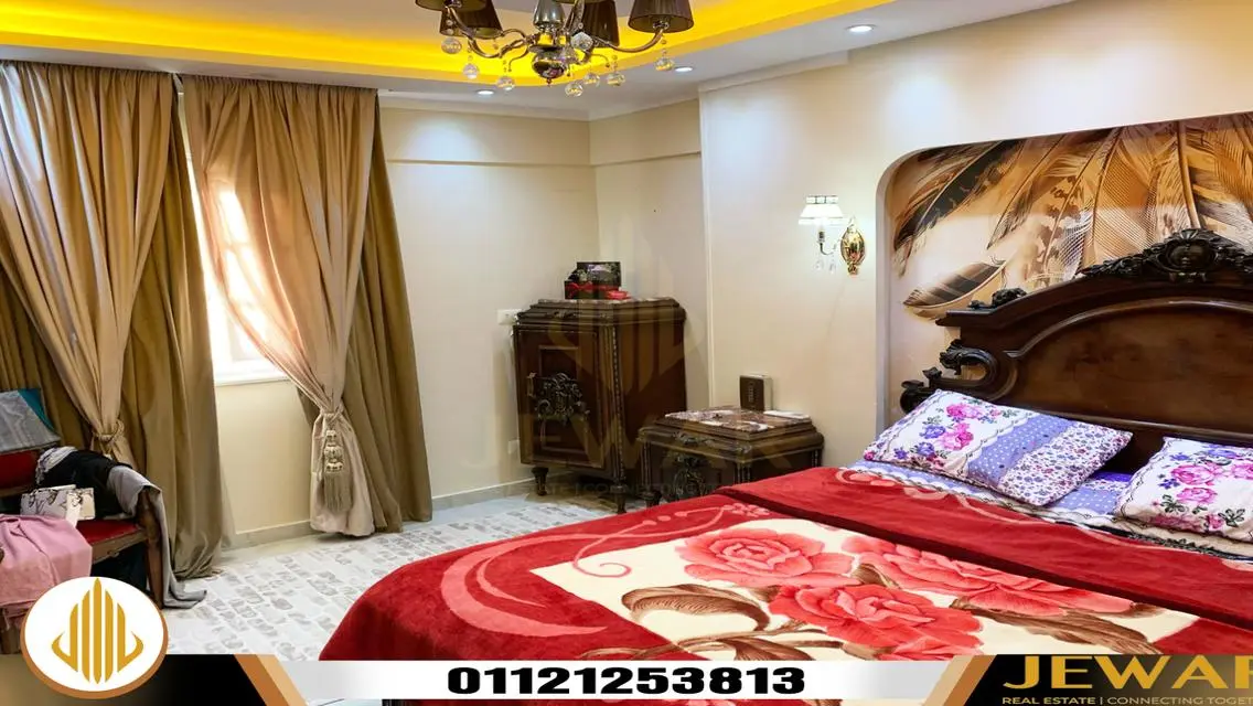 Luxury Apartment with 160 sqm and Balcony
