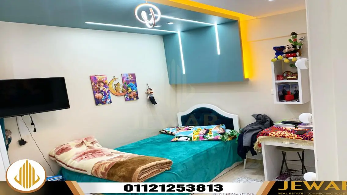 Luxury Apartment with 160 sqm and Balcony