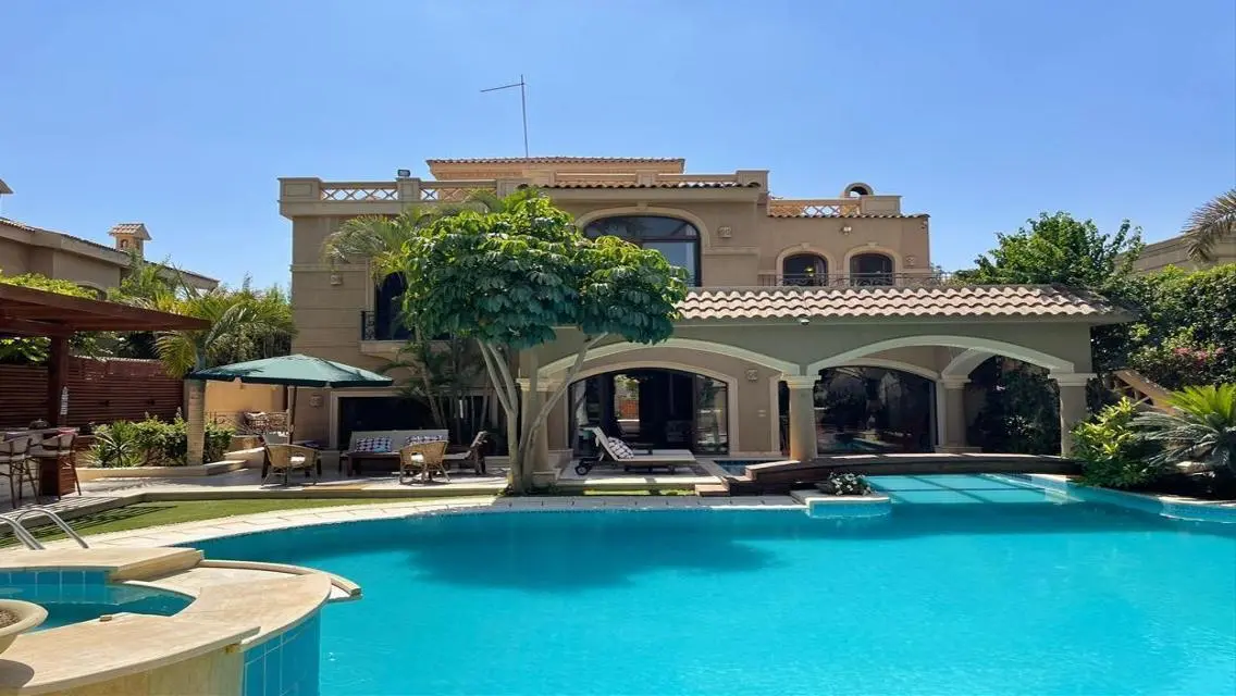 Luxury Apartment with Complete Amenities