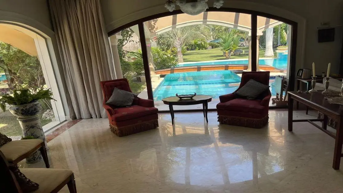 Luxury Apartment with Complete Amenities