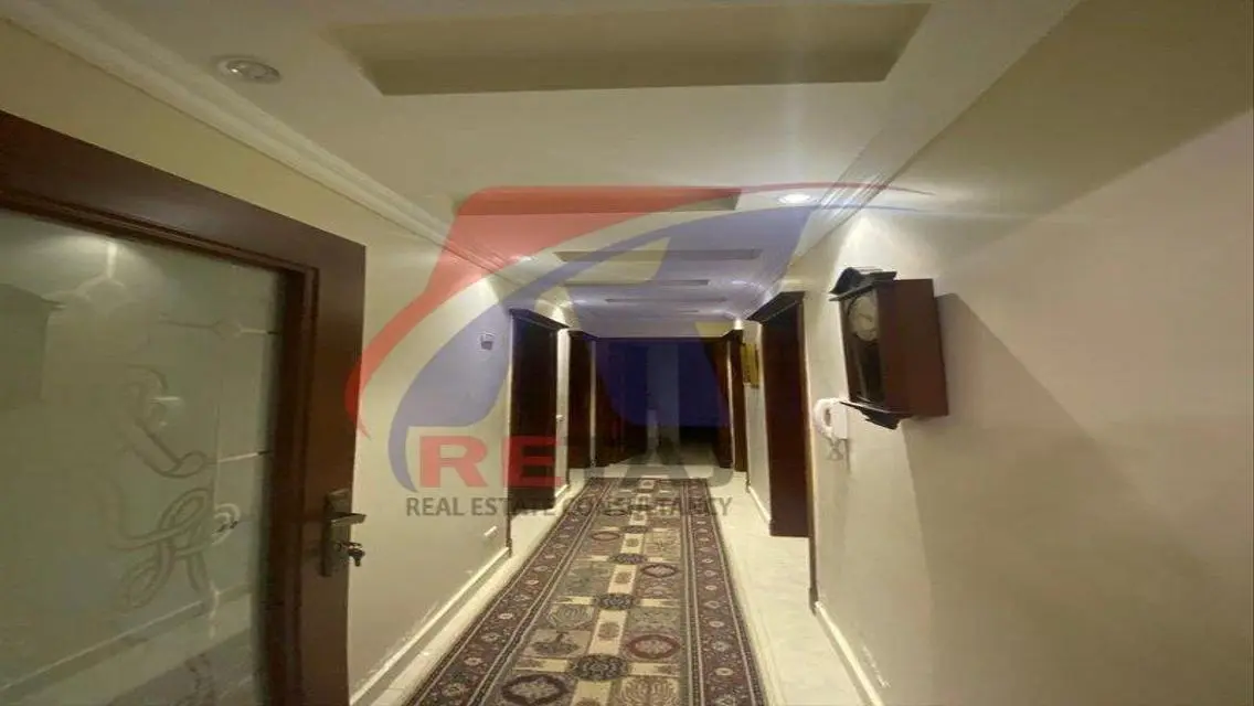 شقة فاخرة بمساحة 125 متر مع جميع المرافق