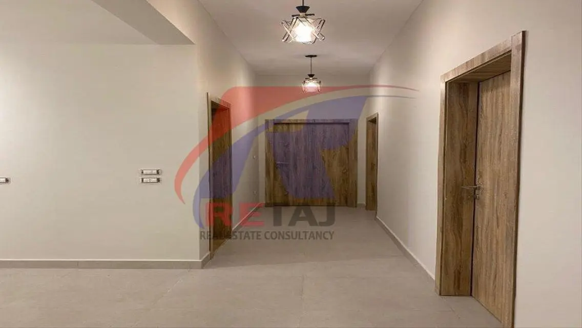 شقة فاخرة للإيجار بسعر 35000 جنيه