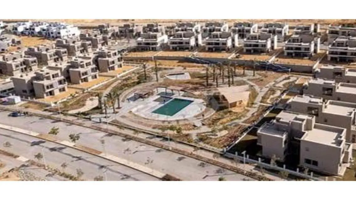 Stunning 5-Bedroom Apartment at AUC