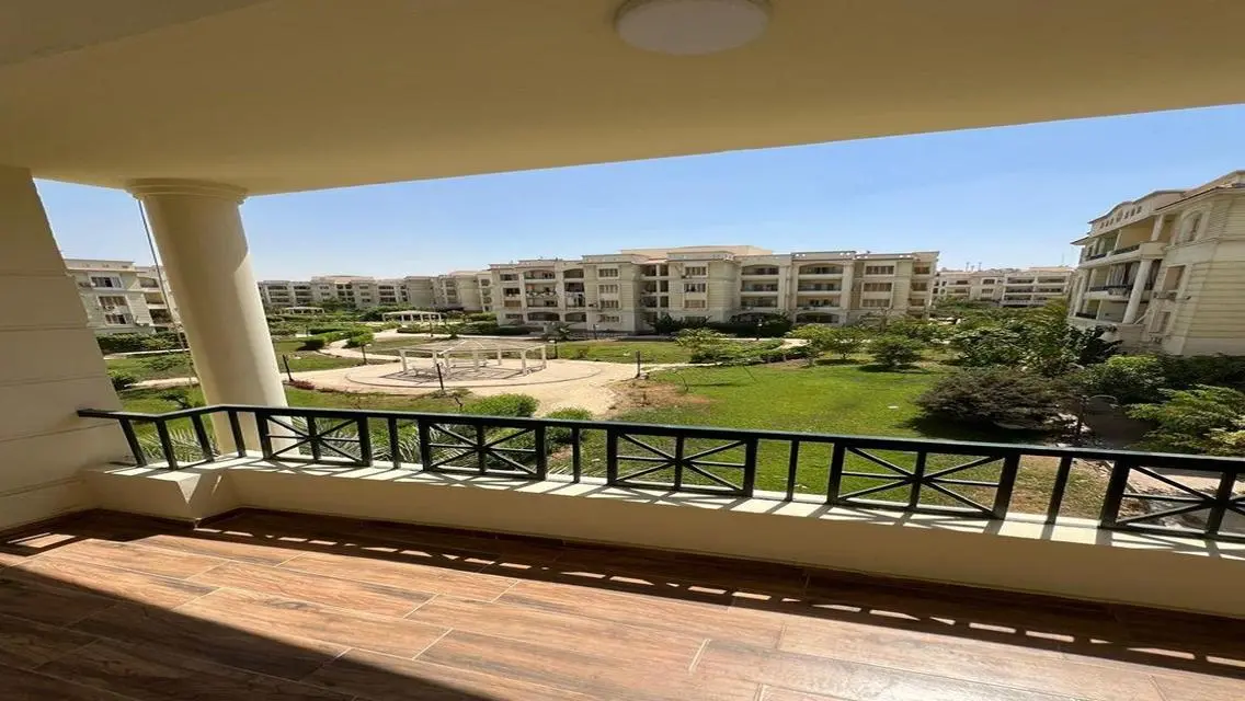 Luxurious 3-Bedroom Apartment with Stunning Views