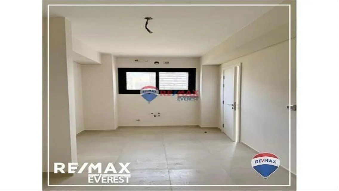 Luxury Apartment in -285-O-West