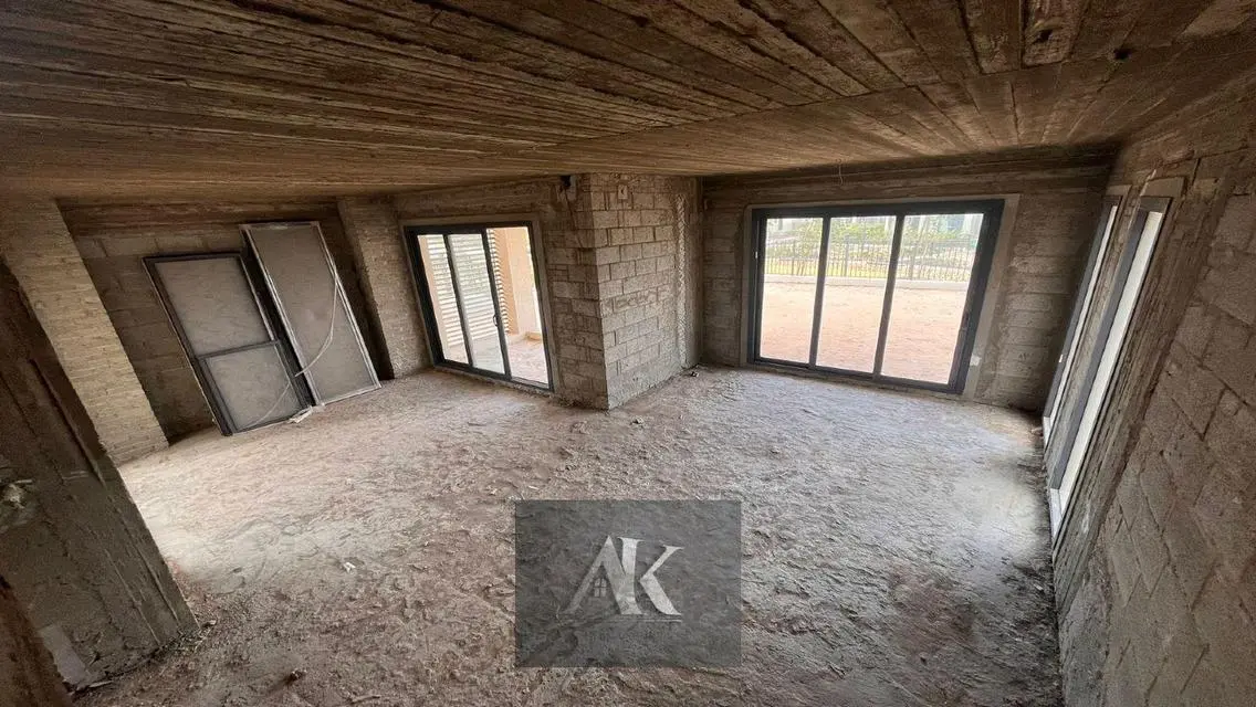 Luxury Apartment with Stunning Views for Sale