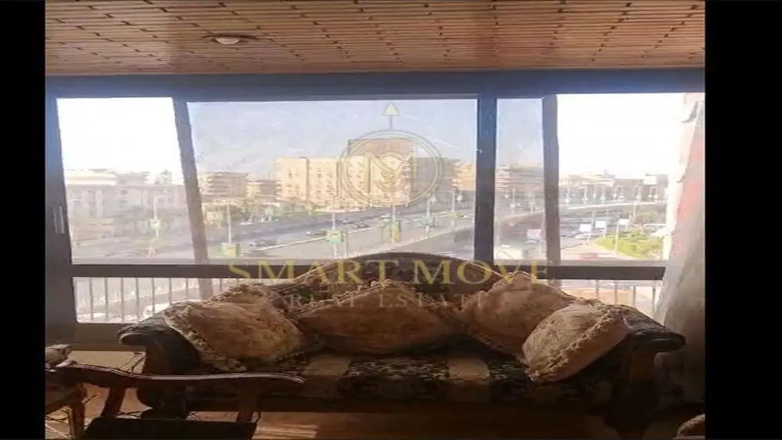 شقة فاخرة بـ250 متر في قلب المدينة