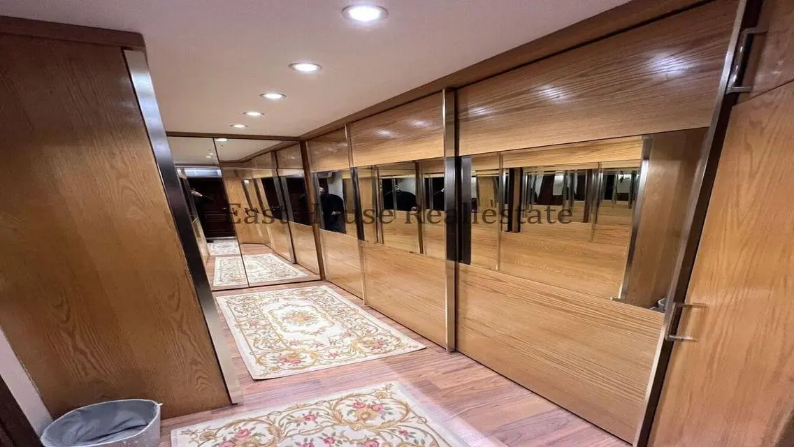 Spacious Luxurious Apartment with Multiple Amenities