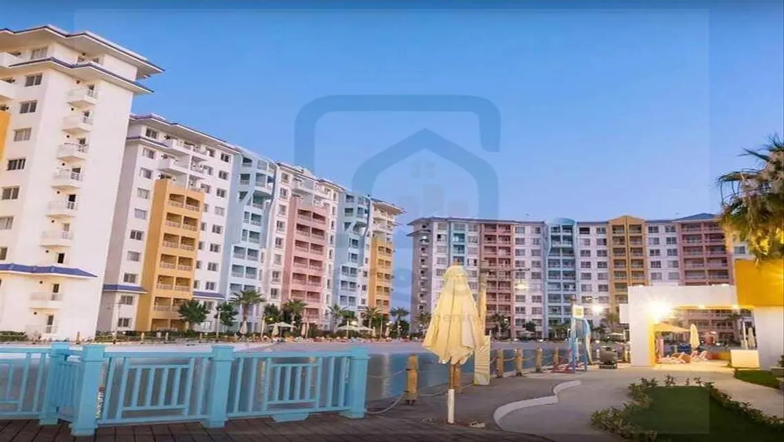شقة فاخرة مطلة على بحيرات مع جميع وسائل الراحة