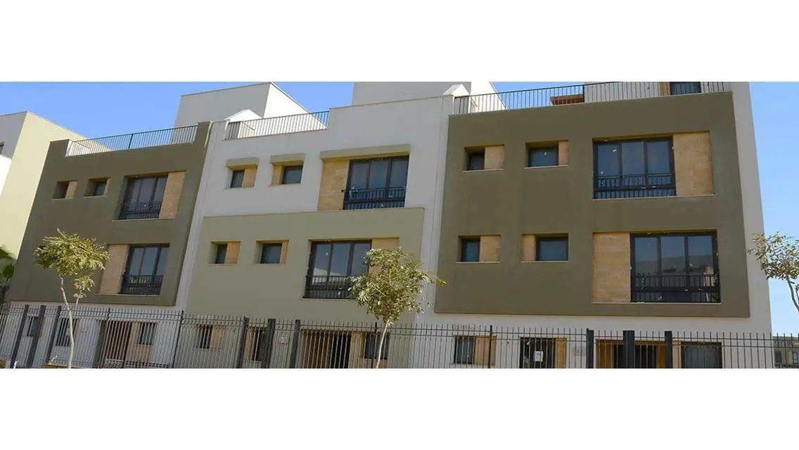Luxury Villa with Maid Room and Security Guard